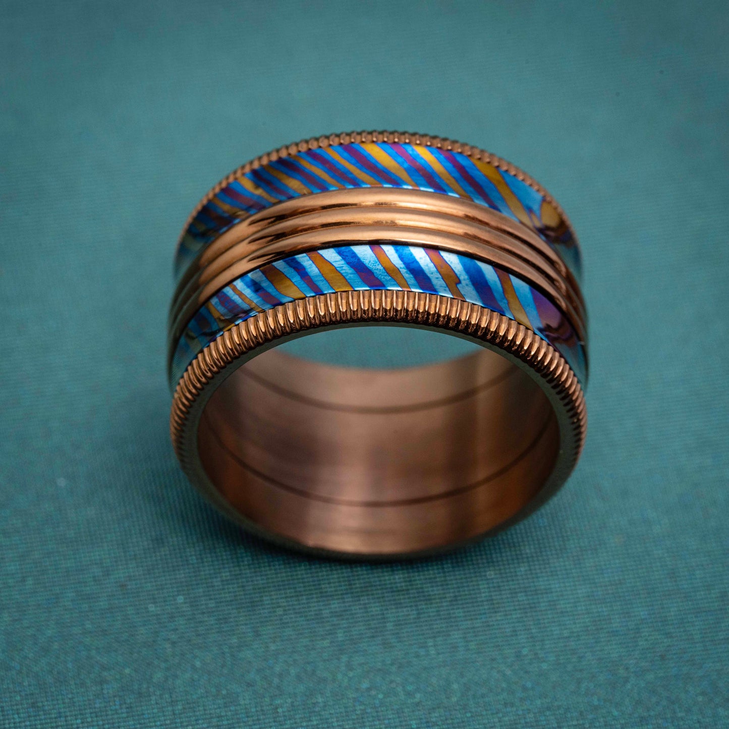 POSAN Ring PSR-002 (gold color)3D Triple-Band Damascus Titanium Ring Handcrafted Timascus with IPH Rainbow Finish and Titanium Core